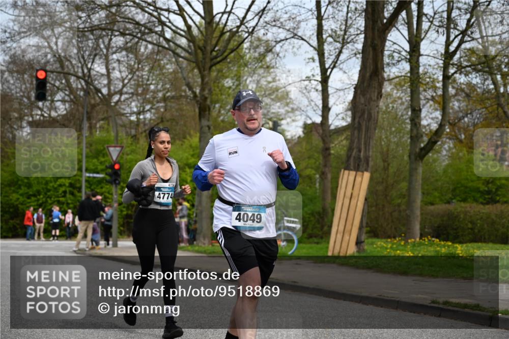 12.04.2026 - 45. Internationalen Wilhelmsburger Insellauf J. Mangold http://msf.ph/oto/9518869 12.04.2026 13:25:54 Ziel 4604, 4790, 2717, 4431, 3023, 3024, 2881, 4064, 4684, 2298, 4839, 4840, 4774, 4881, 4049, 4049, 4411, 5206, 2360, 5245 meine-sportfotos.de