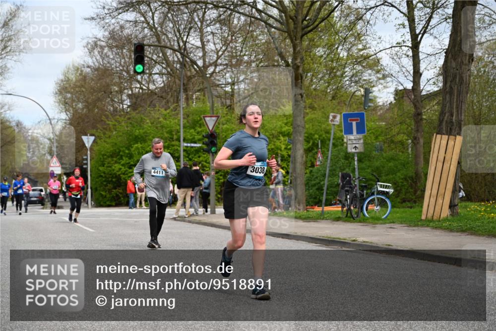 12.04.2026 - 45. Internationalen Wilhelmsburger Insellauf J. Mangold http://msf.ph/oto/9518891 12.04.2026 13:26:00 Ziel 4431, 3023, 3024, 2881, 4064, 4684, 2298, 4839, 4840, 4774, 4774, 4881, 4049, 4411, 5206, 2360, 5245, 2933, 2359, 4124, 2980, 3640 meine-sportfotos.de