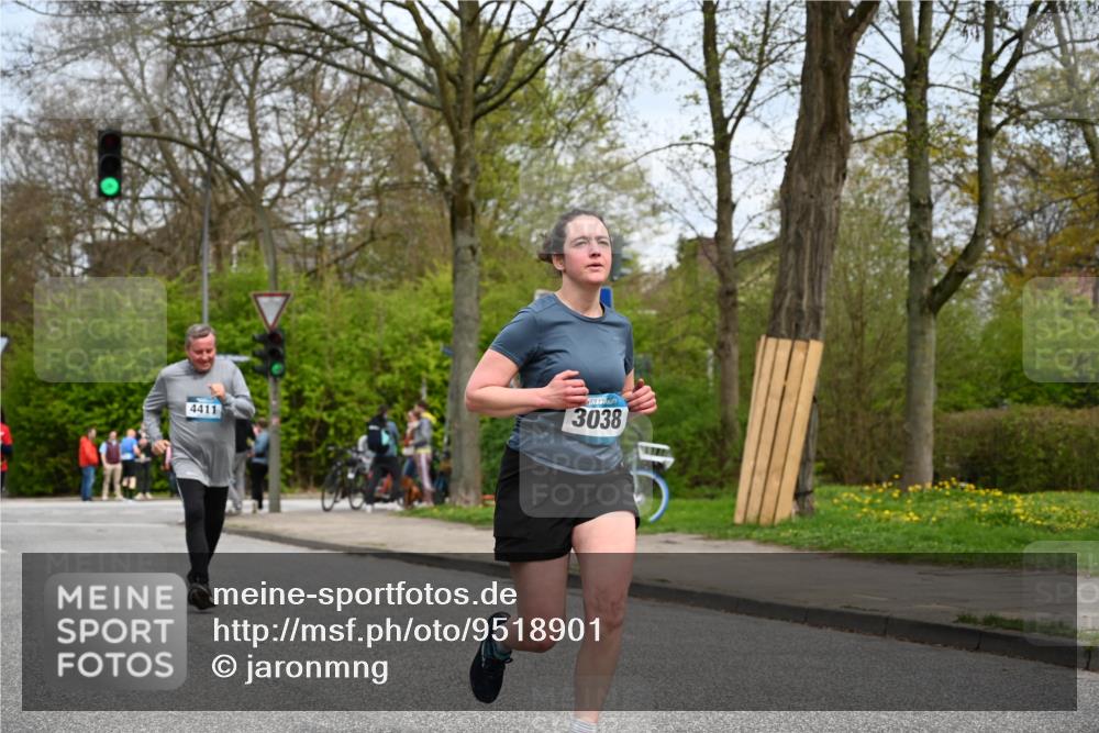 12.04.2026 - 45. Internationalen Wilhelmsburger Insellauf J. Mangold http://msf.ph/oto/9518901 12.04.2026 13:26:01 Ziel 4431, 3023, 3024, 2881, 4064, 4684, 2298, 4839, 4840, 4774, 4881, 4049, 4411, 5206, 2360, 5245, 2933, 2359, 4124, 2980, 3640 meine-sportfotos.de