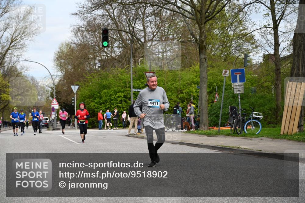 12.04.2026 - 45. Internationalen Wilhelmsburger Insellauf J. Mangold http://msf.ph/oto/9518902 12.04.2026 13:26:01 Ziel 4431, 3023, 3024, 2881, 4064, 4684, 2298, 4839, 4840, 4774, 4881, 4049, 4411, 5206, 2360, 5245, 2933, 2359, 4124, 2980, 3640 meine-sportfotos.de