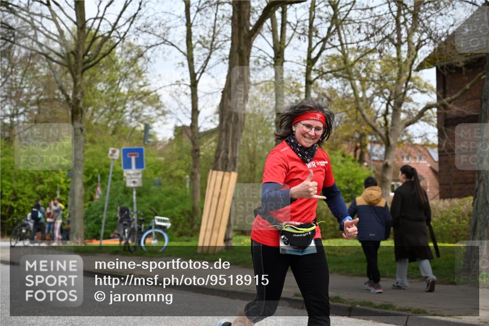 12.04.2026 - 45. Internationalen Wilhelmsburger Insellauf J. Mangold http://msf.ph/oto/9518915 12.04.2026 13:26:09 Ziel 2881, 4064, 4684, 2298, 4839, 4840, 4774, 4881, 4049, 4411, 5206, 2360, 5245, 2933, 2359, 4124, 2980, 3640 meine-sportfotos.de