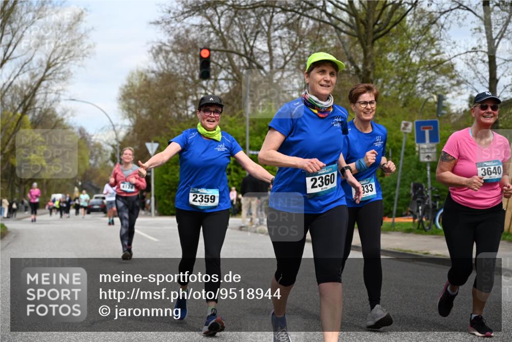 12.04.2026 - 45. Internationalen Wilhelmsburger Insellauf J. Mangold http://msf.ph/oto/9518944 12.04.2026 13:26:13 Ziel 4064, 4684, 2298, 4839, 4840, 4774, 4881, 4049, 4411, 5206, 2360, 5245, 2933, 2359, 4124, 2980, 3640 meine-sportfotos.de