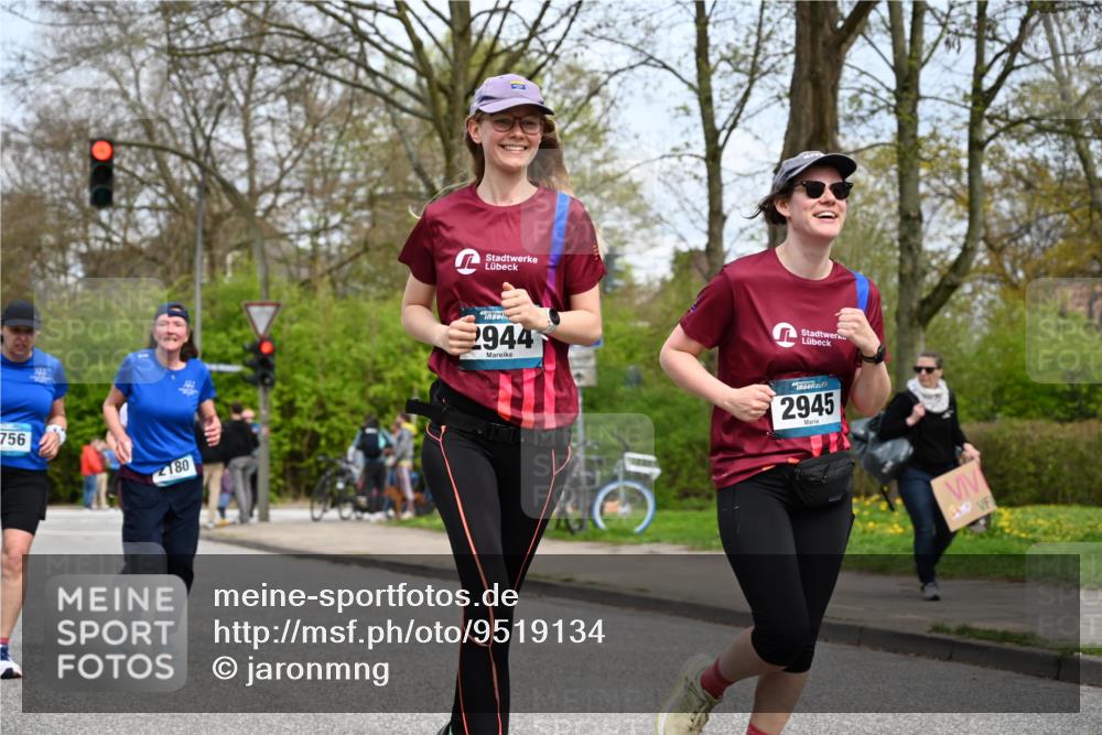 12.04.2026 - 45. Internationalen Wilhelmsburger Insellauf J. Mangold http://msf.ph/oto/9519134 12.04.2026 13:27:13 Ziel 2968, 2306, 2969, 3888, 3960, 3955, 4900, 2944, 2945, 5222, 3215, 2756, 2180, 3132, 2875, 3938, 3937 meine-sportfotos.de