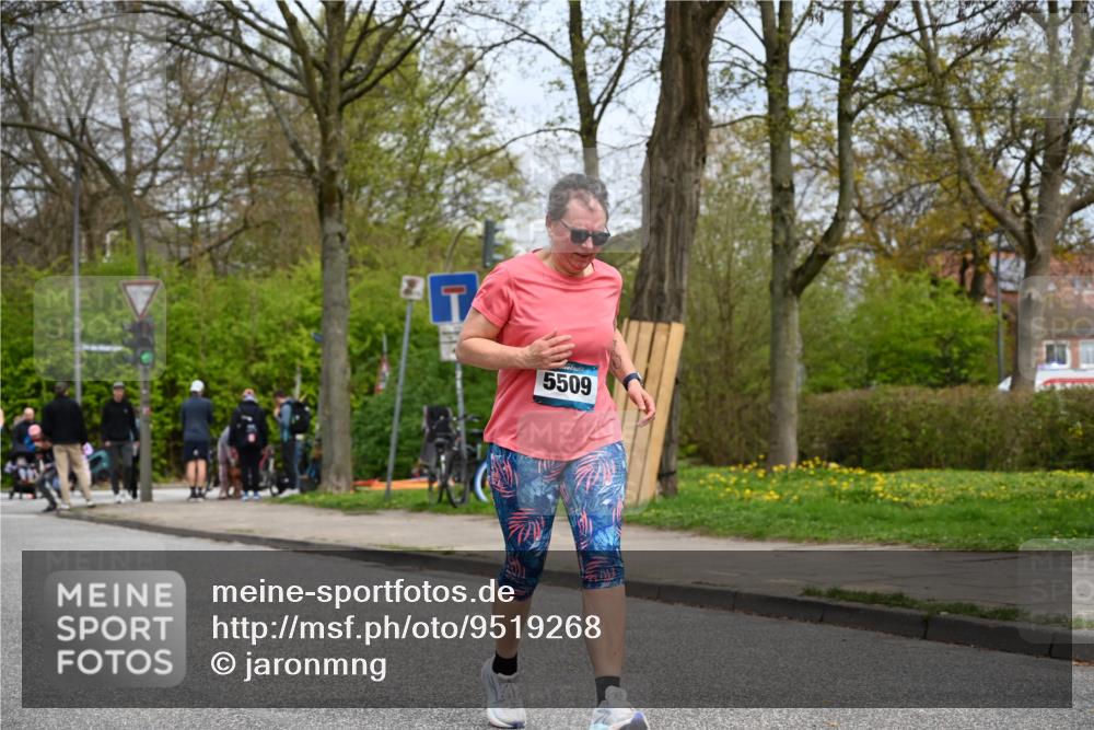 12.04.2026 - 45. Internationalen Wilhelmsburger Insellauf J. Mangold http://msf.ph/oto/9519268 12.04.2026 13:28:18 Ziel 5695, 3800, 2630, 5520, 5509, 5509, 4316, 3564, 3483, 4471 meine-sportfotos.de