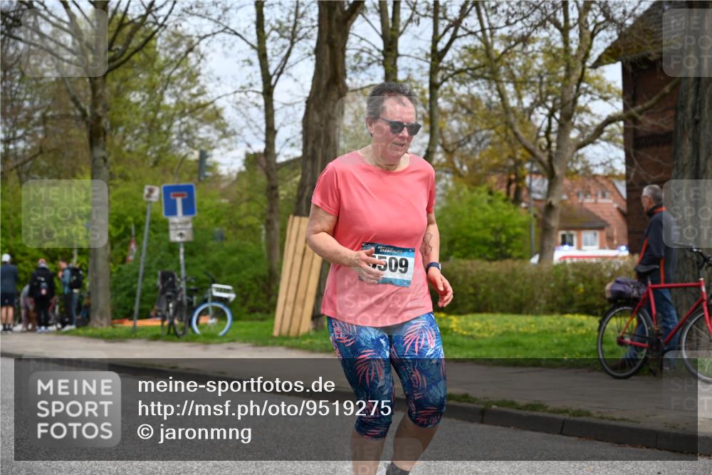 12.04.2026 - 45. Internationalen Wilhelmsburger Insellauf J. Mangold http://msf.ph/oto/9519275 12.04.2026 13:28:18 Ziel 5695, 3800, 2630, 5520, 5509, 5509, 4316, 3564, 3483, 4471 meine-sportfotos.de