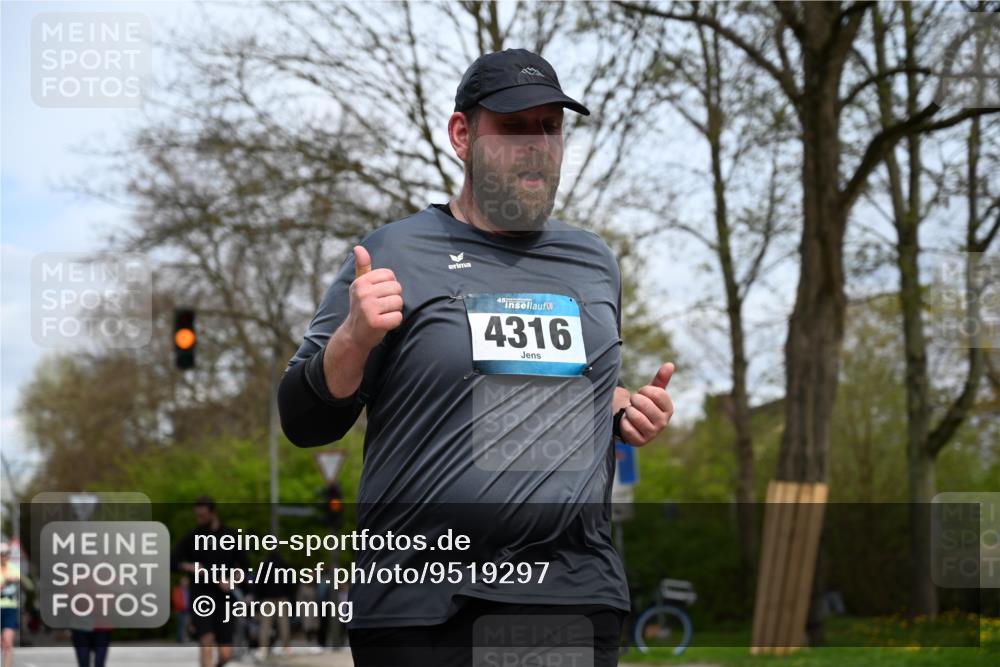 12.04.2026 - 45. Internationalen Wilhelmsburger Insellauf J. Mangold http://msf.ph/oto/9519297 12.04.2026 13:28:22 Ziel 3800, 2630, 5520, 5509, 4316, 4316, 3564, 3483, 4471 meine-sportfotos.de
