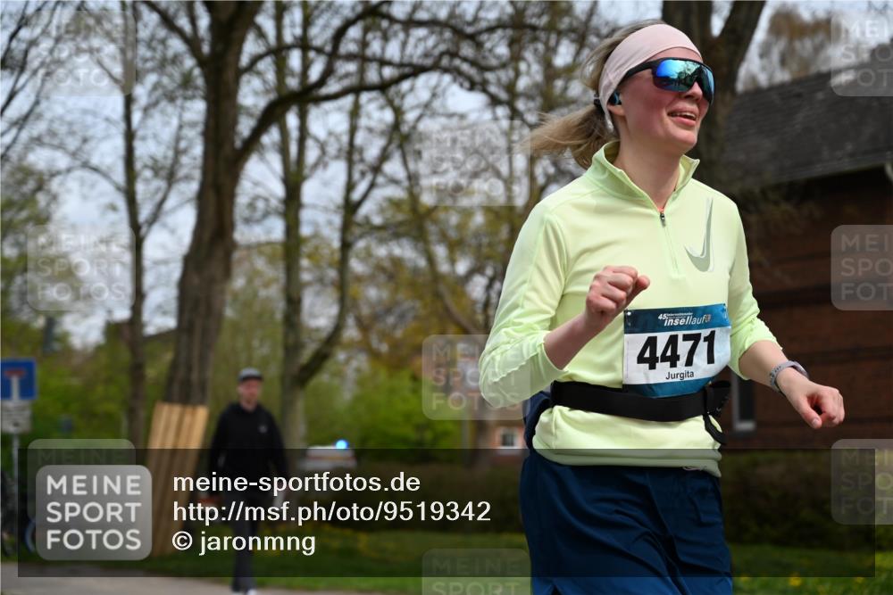 12.04.2026 - 45. Internationalen Wilhelmsburger Insellauf J. Mangold http://msf.ph/oto/9519342 12.04.2026 13:28:31 Ziel 3800, 2630, 5520, 5509, 4316, 3564, 3483, 4471, 4303, 4302, 4304 meine-sportfotos.de