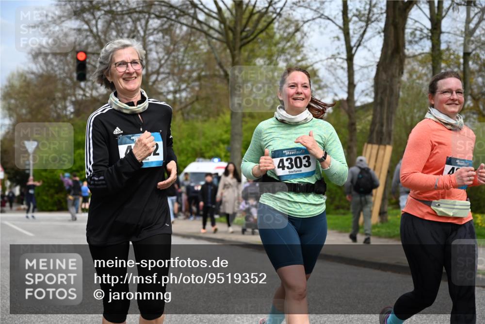 12.04.2026 - 45. Internationalen Wilhelmsburger Insellauf J. Mangold http://msf.ph/oto/9519352 12.04.2026 13:28:37 Ziel 2630, 5520, 5509, 4316, 3564, 3483, 3483, 4471, 4303, 4302, 4304, 4451 meine-sportfotos.de