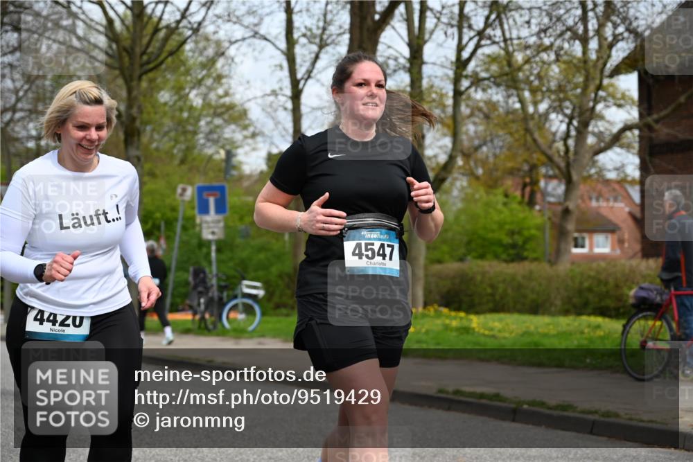 12.04.2026 - 45. Internationalen Wilhelmsburger Insellauf J. Mangold http://msf.ph/oto/9519429 12.04.2026 13:29:07 Ziel 4303, 4302, 4304, 4451, 2650, 2340, 5861, 2509, 2483, 2616, 5535, 5536, 5539, 4547, 4420, 3648 meine-sportfotos.de