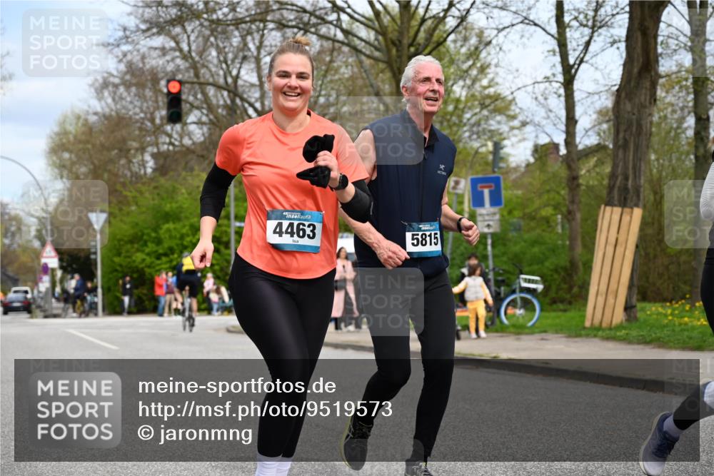12.04.2026 - 45. Internationalen Wilhelmsburger Insellauf J. Mangold http://msf.ph/oto/9519573 12.04.2026 13:30:22 Ziel 5241, 3981, 2514, 2515, 4324, 4429, 2003, 4456, 4463, 5815 meine-sportfotos.de