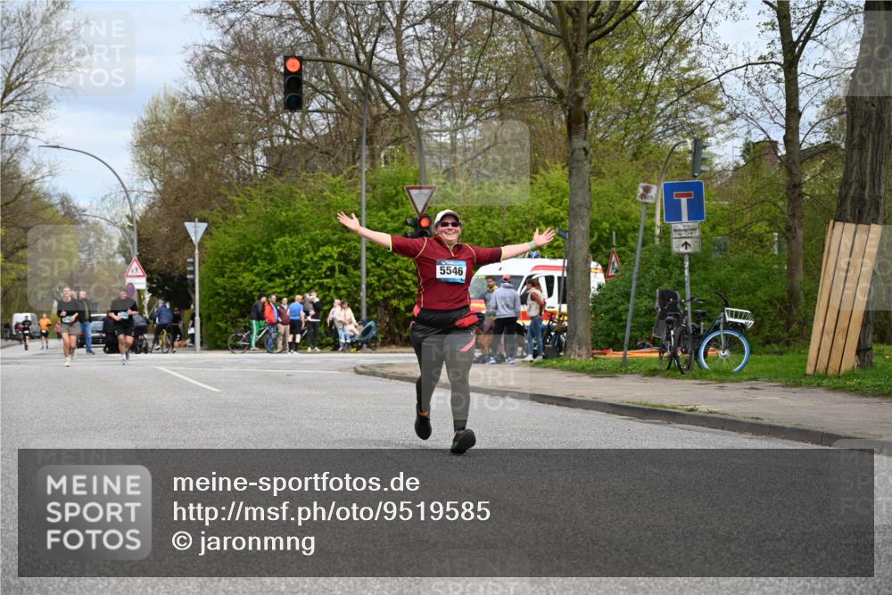 12.04.2026 - 45. Internationalen Wilhelmsburger Insellauf J. Mangold http://msf.ph/oto/9519585 12.04.2026 13:30:43 Ziel 4324, 4429, 2003, 4456, 4463, 5815, 5546, 5745, 2494 meine-sportfotos.de