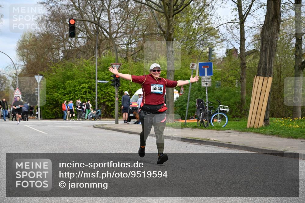 12.04.2026 - 45. Internationalen Wilhelmsburger Insellauf J. Mangold http://msf.ph/oto/9519594 12.04.2026 13:30:44 Ziel 4324, 4429, 2003, 4456, 4463, 5815, 5546, 5745, 2494 meine-sportfotos.de