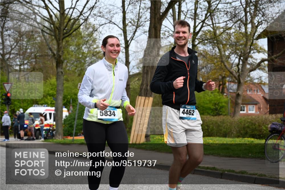 12.04.2026 - 45. Internationalen Wilhelmsburger Insellauf J. Mangold http://msf.ph/oto/9519737 12.04.2026 13:31:53 Ziel 2184, 2079, 2792, 3632, 3628, 2587, 2339, 4462, 4065, 3231, 2397 meine-sportfotos.de