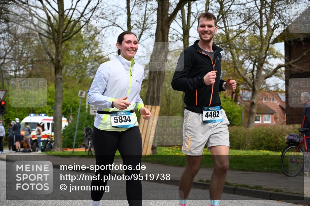 12.04.2026 - 45. Internationalen Wilhelmsburger Insellauf J. Mangold http://msf.ph/oto/9519738 12.04.2026 13:31:53 Ziel 2184, 2079, 2792, 3632, 3628, 2587, 2339, 4462, 4065, 3231, 2397 meine-sportfotos.de