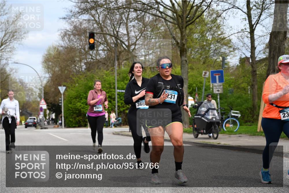 12.04.2026 - 45. Internationalen Wilhelmsburger Insellauf J. Mangold http://msf.ph/oto/9519766 12.04.2026 13:32:08 Ziel 2792, 3632, 3628, 2587, 2339, 4462, 4065, 3231, 2397, 3684, 2909 meine-sportfotos.de