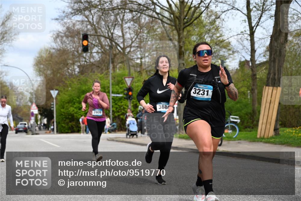12.04.2026 - 45. Internationalen Wilhelmsburger Insellauf J. Mangold http://msf.ph/oto/9519770 12.04.2026 13:32:09 Ziel 2792, 3632, 3628, 2587, 2339, 4462, 4065, 3231, 3231, 2397, 3684, 2909 meine-sportfotos.de