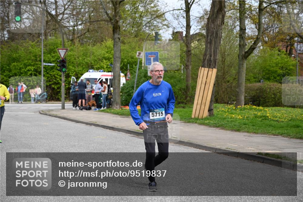 12.04.2026 - 45. Internationalen Wilhelmsburger Insellauf J. Mangold http://msf.ph/oto/9519837 12.04.2026 13:32:52 Ziel 3836, 5224, 3980, 5715, 3530 meine-sportfotos.de