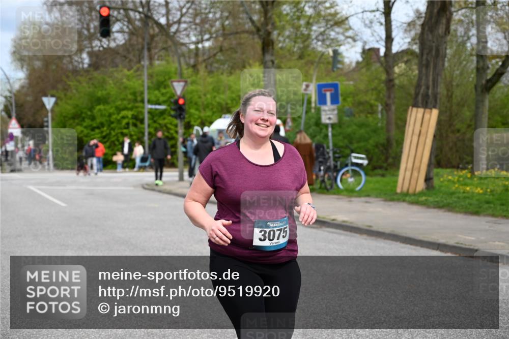 12.04.2026 - 45. Internationalen Wilhelmsburger Insellauf J. Mangold http://msf.ph/oto/9519920 12.04.2026 13:34:06 Ziel 3409, 3075 meine-sportfotos.de