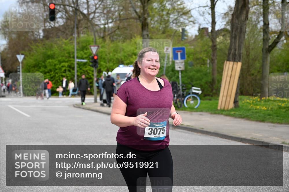 12.04.2026 - 45. Internationalen Wilhelmsburger Insellauf J. Mangold http://msf.ph/oto/9519921 12.04.2026 13:34:06 Ziel 3409, 3075 meine-sportfotos.de