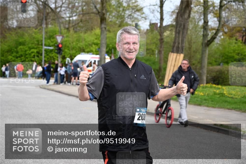 12.04.2026 - 45. Internationalen Wilhelmsburger Insellauf J. Mangold http://msf.ph/oto/9519949 12.04.2026 13:34:35 Ziel 3075, 2038 meine-sportfotos.de