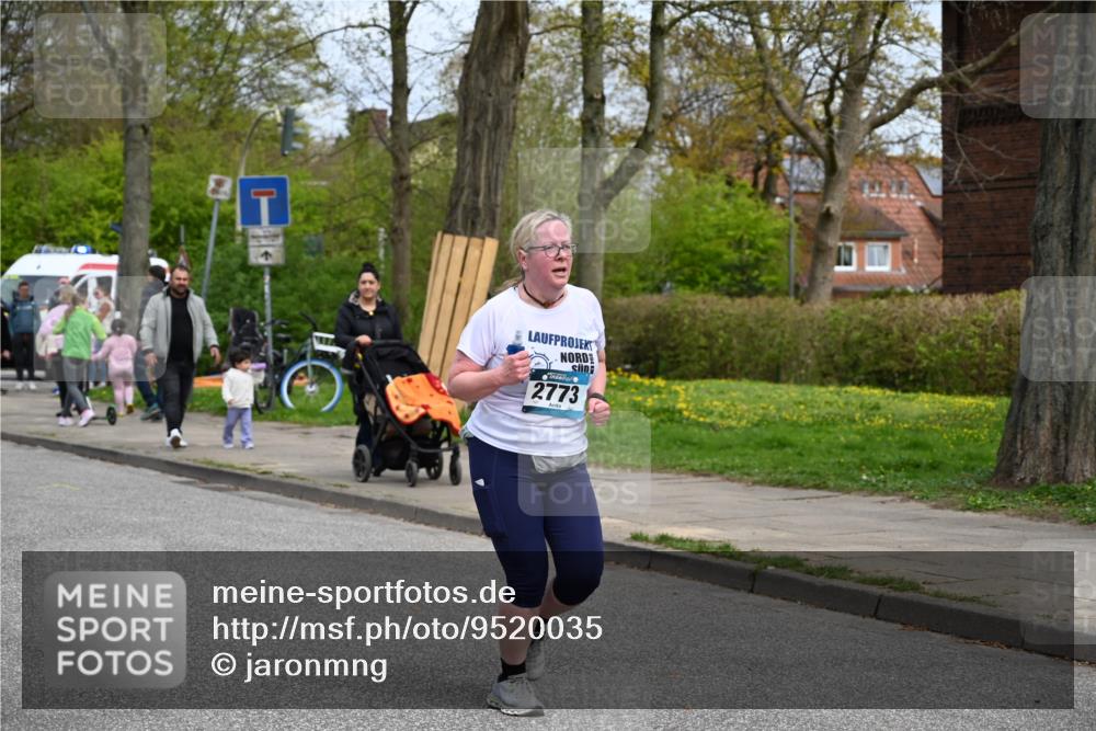 12.04.2026 - 45. Internationalen Wilhelmsburger Insellauf J. Mangold http://msf.ph/oto/9520035 12.04.2026 13:36:19 Ziel 5233, 3376, 2773 meine-sportfotos.de