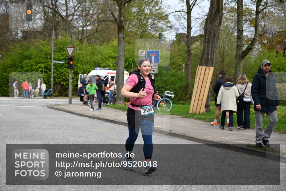 12.04.2026 - 45. Internationalen Wilhelmsburger Insellauf J. Mangold http://msf.ph/oto/9520048 12.04.2026 13:36:38 Ziel 2773, 3559, 5604 meine-sportfotos.de