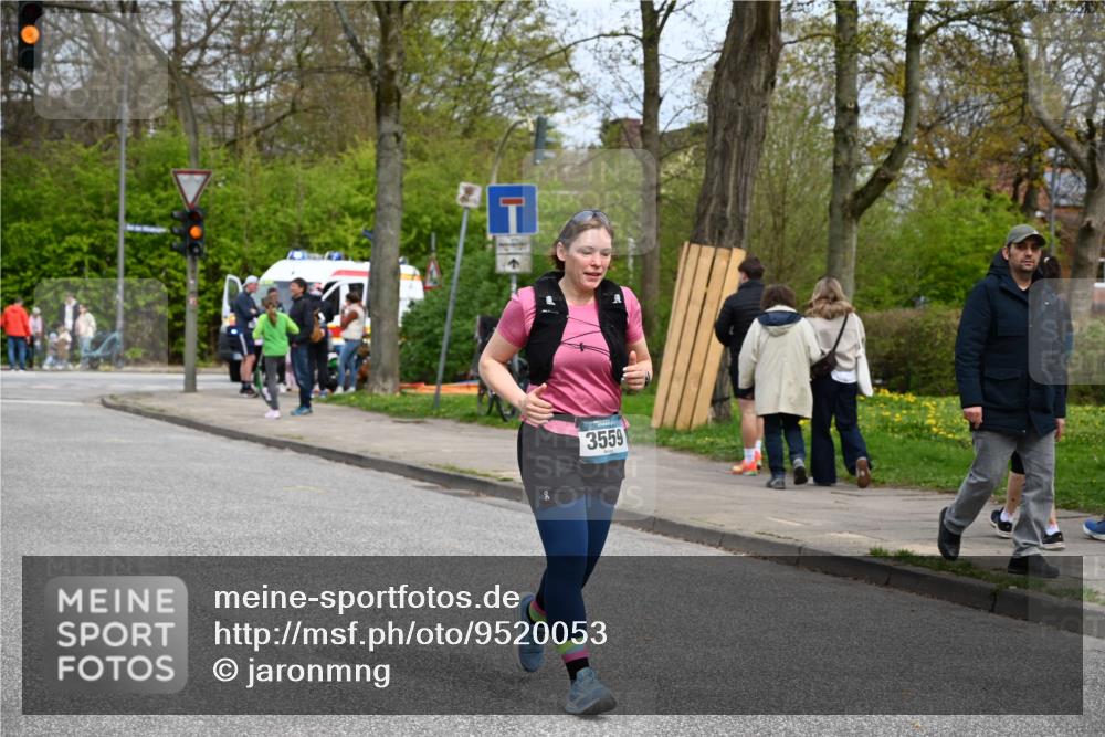 12.04.2026 - 45. Internationalen Wilhelmsburger Insellauf J. Mangold http://msf.ph/oto/9520053 12.04.2026 13:36:39 Ziel 2773, 3559, 5604 meine-sportfotos.de