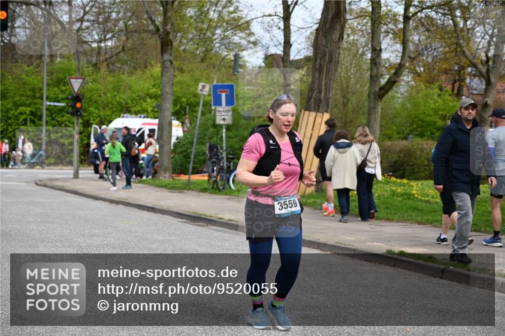 12.04.2026 - 45. Internationalen Wilhelmsburger Insellauf J. Mangold http://msf.ph/oto/9520055 12.04.2026 13:36:39 Ziel 2773, 3559, 5604 meine-sportfotos.de