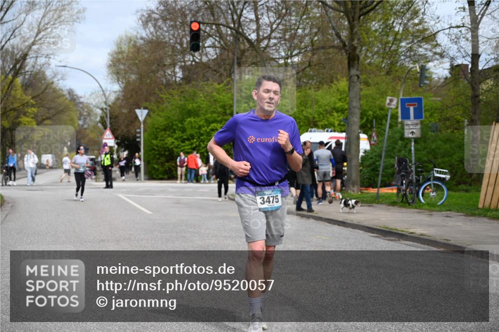 12.04.2026 - 45. Internationalen Wilhelmsburger Insellauf J. Mangold http://msf.ph/oto/9520057 12.04.2026 13:36:54 Ziel 2773, 3559, 5604, 3475 meine-sportfotos.de