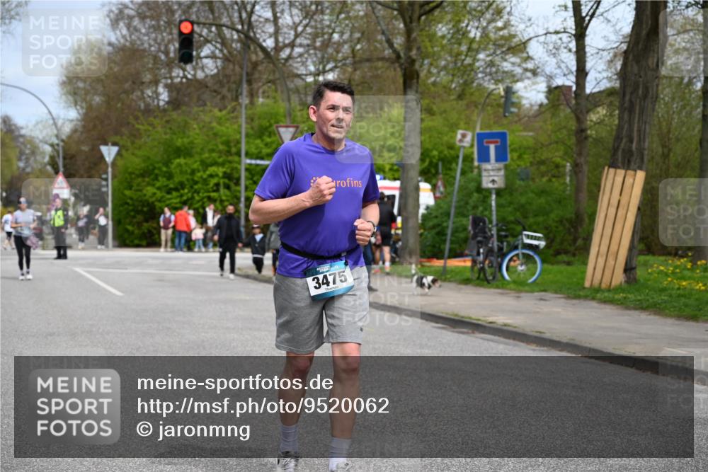 12.04.2026 - 45. Internationalen Wilhelmsburger Insellauf J. Mangold http://msf.ph/oto/9520062 12.04.2026 13:36:55 Ziel 2773, 3559, 5604, 3475 meine-sportfotos.de