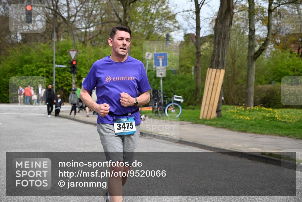 12.04.2026 - 45. Internationalen Wilhelmsburger Insellauf J. Mangold http://msf.ph/oto/9520066 12.04.2026 13:36:55 Ziel 2773, 3559, 5604, 3475 meine-sportfotos.de