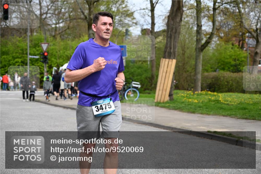 12.04.2026 - 45. Internationalen Wilhelmsburger Insellauf J. Mangold http://msf.ph/oto/9520069 12.04.2026 13:36:55 Ziel 2773, 3559, 5604, 3475 meine-sportfotos.de