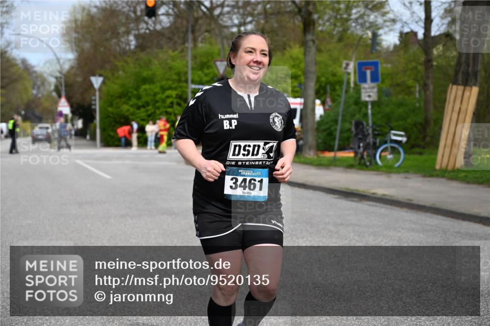 12.04.2026 - 45. Internationalen Wilhelmsburger Insellauf J. Mangold http://msf.ph/oto/9520135 12.04.2026 13:41:09 Ziel 3461 meine-sportfotos.de