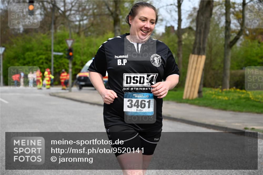 12.04.2026 - 45. Internationalen Wilhelmsburger Insellauf J. Mangold http://msf.ph/oto/9520141 12.04.2026 13:41:10 Ziel 3461 meine-sportfotos.de