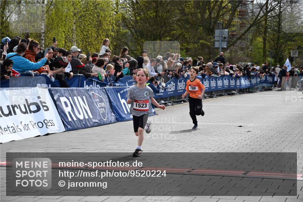 12.04.2026 - 45. Internationalen Wilhelmsburger Insellauf J. Mangold http://msf.ph/oto/9520224 12.04.2026 14:08:16 Ziel 1523, 788 meine-sportfotos.de