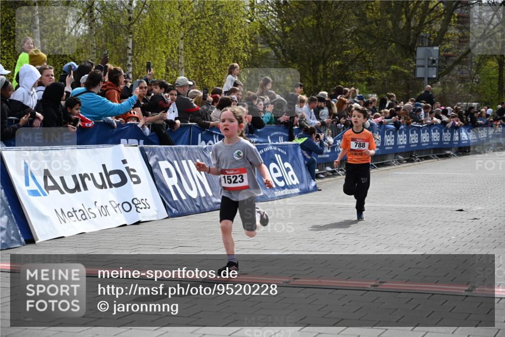 12.04.2026 - 45. Internationalen Wilhelmsburger Insellauf J. Mangold http://msf.ph/oto/9520228 12.04.2026 14:08:17 Ziel 1523, 788 meine-sportfotos.de