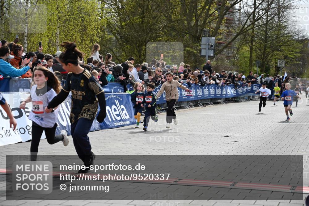 12.04.2026 - 45. Internationalen Wilhelmsburger Insellauf J. Mangold http://msf.ph/oto/9520337 12.04.2026 14:08:37 Ziel 1505, 782, 258, 175, 174, 653, 143 meine-sportfotos.de