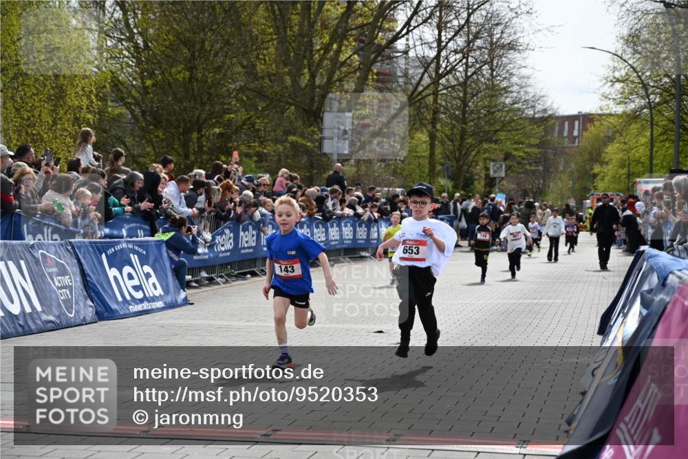 12.04.2026 - 45. Internationalen Wilhelmsburger Insellauf J. Mangold http://msf.ph/oto/9520353 12.04.2026 14:08:40 Ziel 782, 258, 175, 174, 653, 143, 1057, 232 meine-sportfotos.de