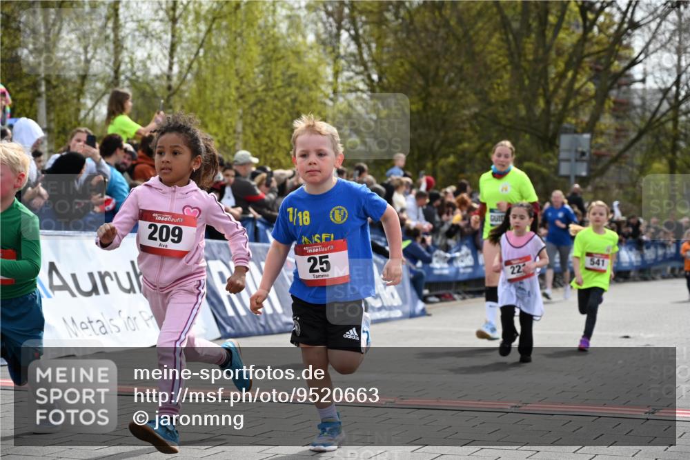 12.04.2026 - 45. Internationalen Wilhelmsburger Insellauf J. Mangold http://msf.ph/oto/9520663 12.04.2026 14:09:35 Ziel 216, 25, 1066, 209, 915, 221, 541, 1501 meine-sportfotos.de