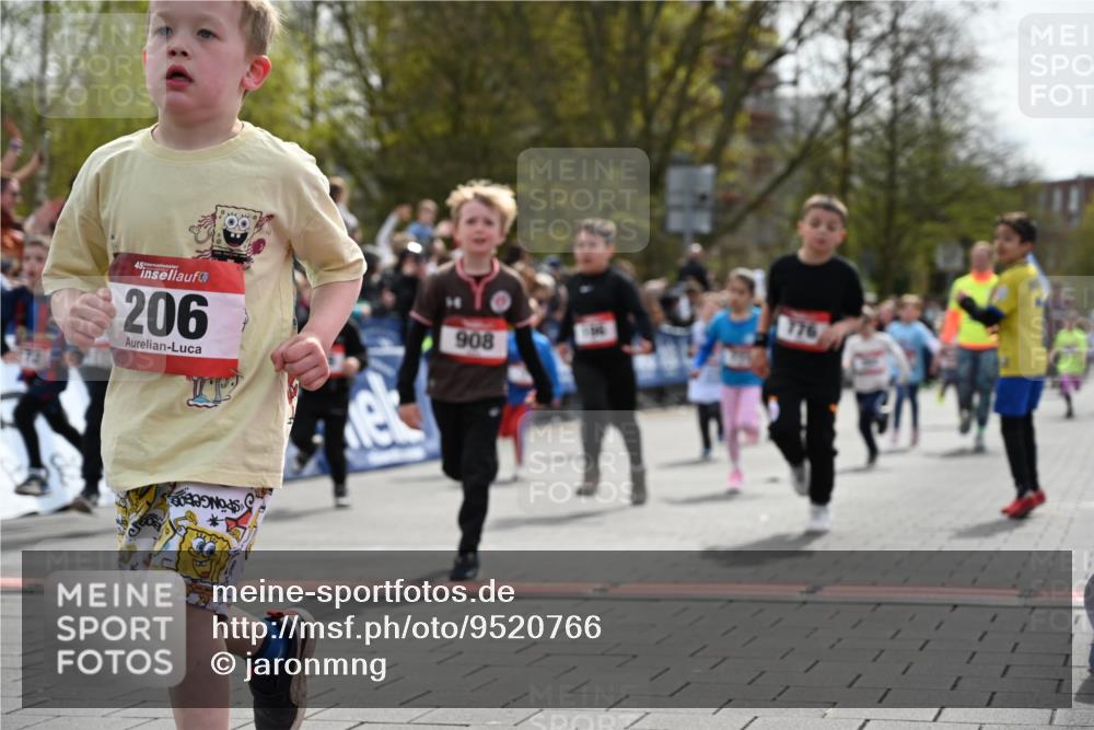 12.04.2026 - 45. Internationalen Wilhelmsburger Insellauf J. Mangold http://msf.ph/oto/9520766 12.04.2026 14:09:49 Ziel 212, 735, 190, 240, 1520, 206, 908, 776, 172, 183, 196, 449, 772, 7, 917, 284, 44, 200, 563 meine-sportfotos.de