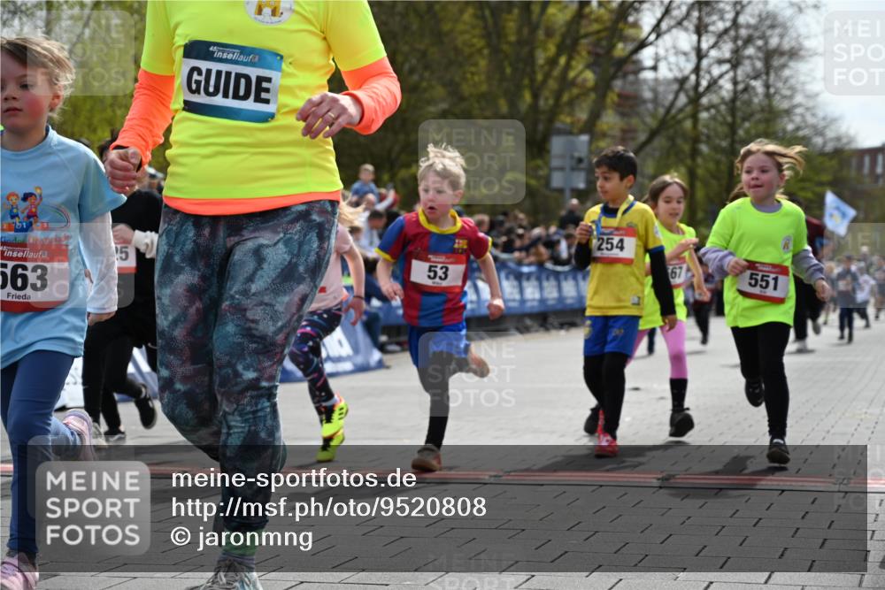12.04.2026 - 45. Internationalen Wilhelmsburger Insellauf J. Mangold http://msf.ph/oto/9520808 12.04.2026 14:09:54 Ziel 172, 183, 196, 449, 772, 7, 917, 284, 44, 200, 563, 53, 712, 1512, 1525, 551, 764, 567, 720, 719 meine-sportfotos.de