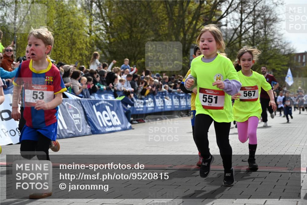 12.04.2026 - 45. Internationalen Wilhelmsburger Insellauf J. Mangold http://msf.ph/oto/9520815 12.04.2026 14:09:55 Ziel 7, 917, 284, 44, 200, 563, 53, 712, 1512, 1525, 551, 764, 567, 720, 719, 907, 158, 268 meine-sportfotos.de
