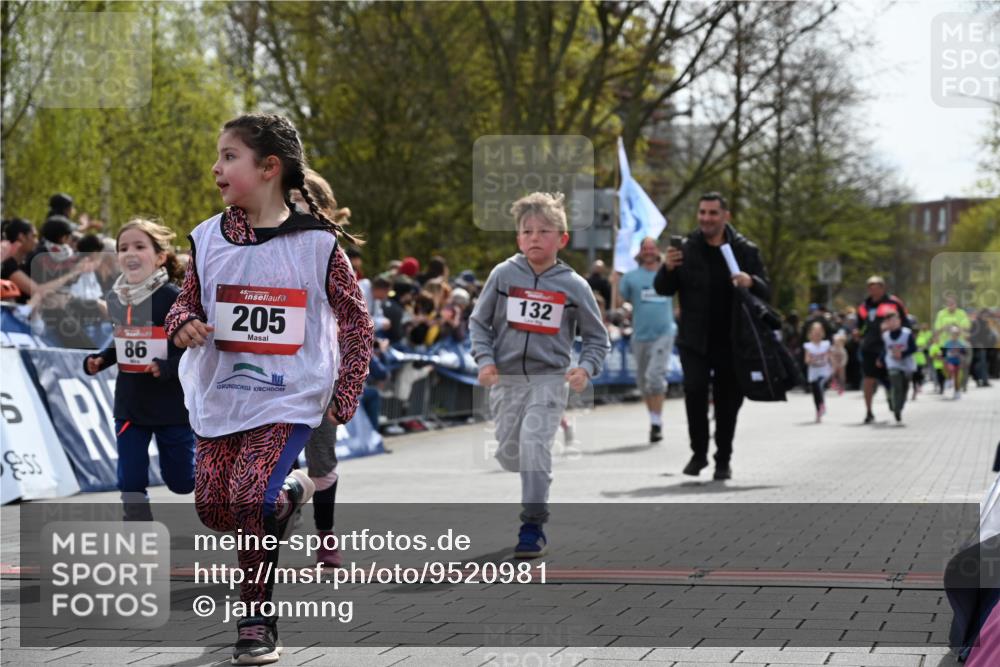 12.04.2026 - 45. Internationalen Wilhelmsburger Insellauf J. Mangold http://msf.ph/oto/9520981 12.04.2026 14:10:20 Ziel 1524, 961, 938, 198, 932, 639, 205, 153, 48, 86, 132, 417, 60, 746, 664 meine-sportfotos.de