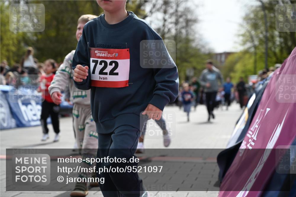 12.04.2026 - 45. Internationalen Wilhelmsburger Insellauf J. Mangold http://msf.ph/oto/9521097 12.04.2026 14:10:40 Ziel 717, 724, 929, 722, 239, 704, 725, 1521, 714, 726, 229, 553, 204, 705, 645 meine-sportfotos.de