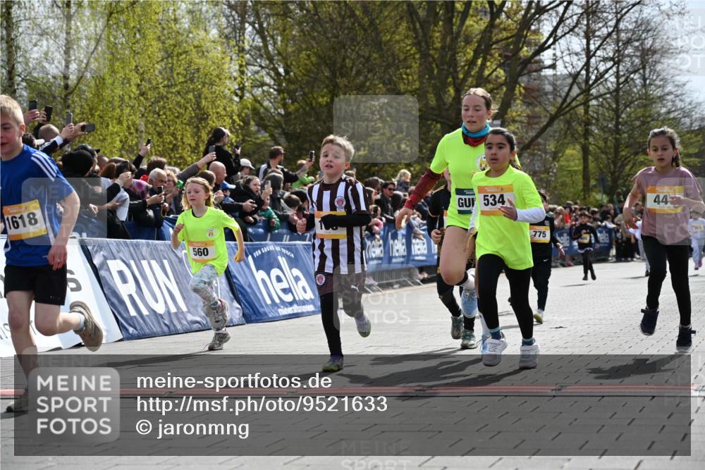 12.04.2026 - 45. Internationalen Wilhelmsburger Insellauf J. Mangold http://msf.ph/oto/9521633 12.04.2026 14:20:08 Ziel 465, 631, 1621, 304, 225, 1618, 108, 534, 447, 560, 734, 775, 587 meine-sportfotos.de