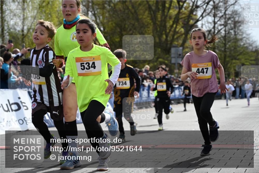 12.04.2026 - 45. Internationalen Wilhelmsburger Insellauf J. Mangold http://msf.ph/oto/9521644 12.04.2026 14:20:09 Ziel 465, 631, 1621, 304, 225, 1618, 108, 534, 447, 560, 734, 775, 587, 405 meine-sportfotos.de