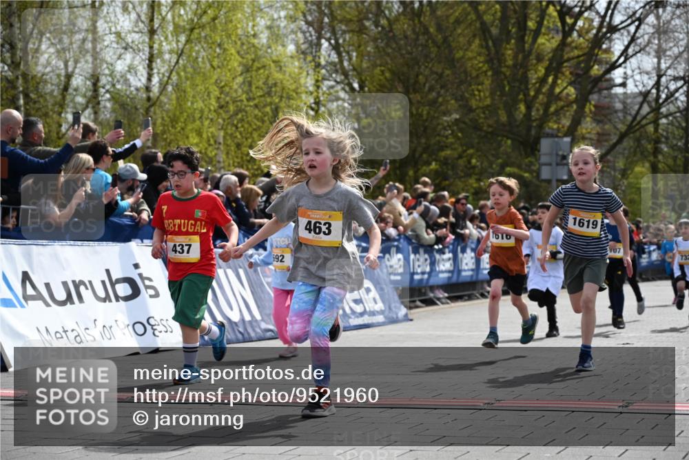 12.04.2026 - 45. Internationalen Wilhelmsburger Insellauf J. Mangold http://msf.ph/oto/9521960 12.04.2026 14:21:00 Ziel 760, 257, 463, 437, 1616, 692, 696, 107, 818, 732, 756, 1603 meine-sportfotos.de