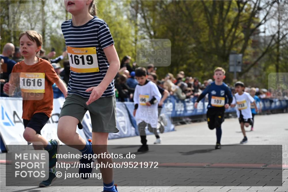 12.04.2026 - 45. Internationalen Wilhelmsburger Insellauf J. Mangold http://msf.ph/oto/9521972 12.04.2026 14:21:01 Ziel 257, 463, 437, 1616, 692, 696, 107, 818, 732, 756, 1603, 162 meine-sportfotos.de