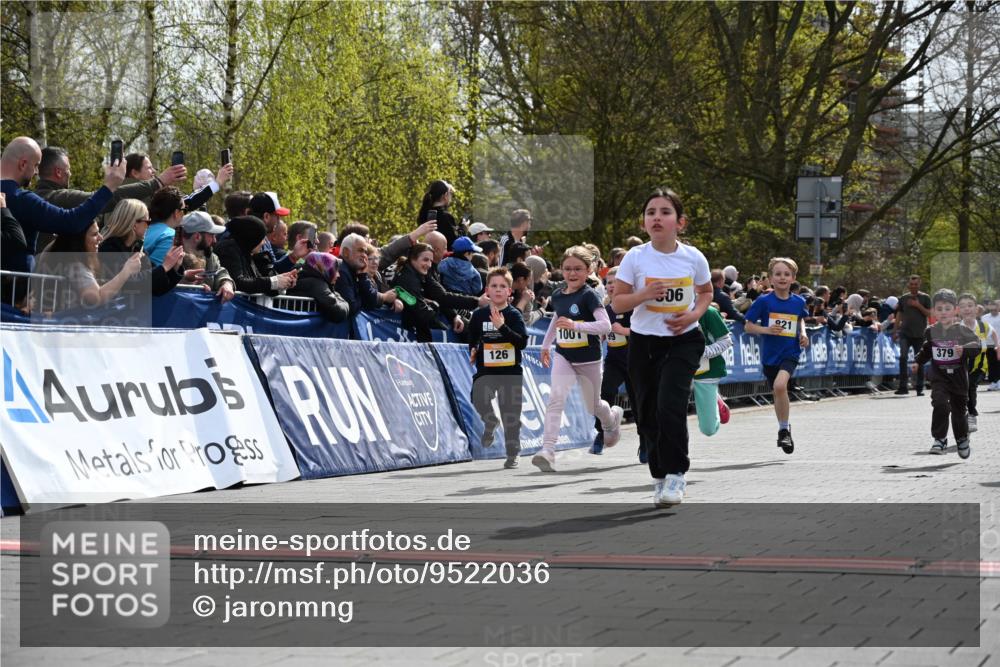 12.04.2026 - 45. Internationalen Wilhelmsburger Insellauf J. Mangold http://msf.ph/oto/9522036 12.04.2026 14:21:14 Ziel 634, 812, 618, 241, 306, 1001, 130, 126, 460, 821, 99, 771, 62, 768 meine-sportfotos.de