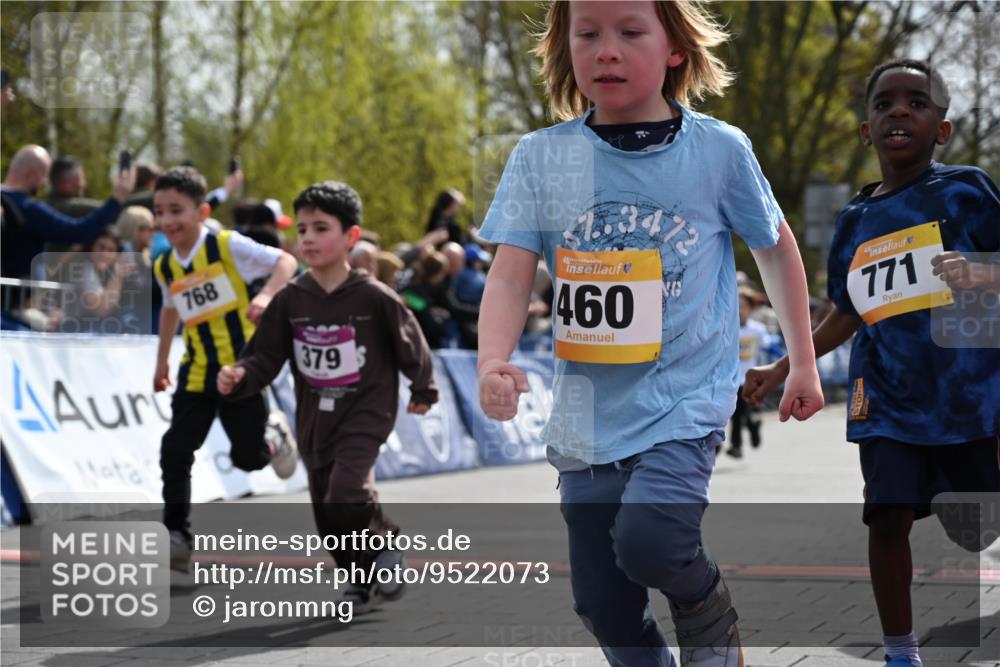 12.04.2026 - 45. Internationalen Wilhelmsburger Insellauf J. Mangold http://msf.ph/oto/9522073 12.04.2026 14:21:17 Ziel 306, 1001, 130, 126, 460, 821, 99, 771, 62, 768, 937, 263, 139, 1611, 629 meine-sportfotos.de